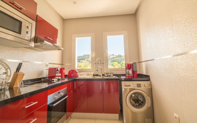 Mnar Castle Apartments