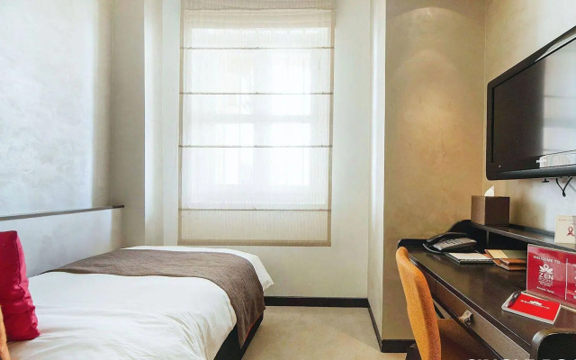ZEN Premium Outram Park