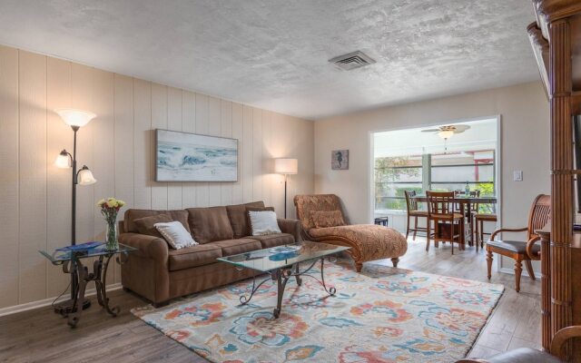 Vista Hermosa Casita Near the Beach