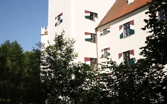 Schlossparkhotel Mariakirchen