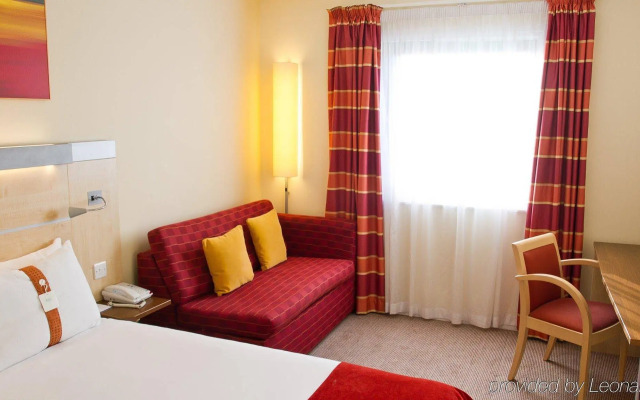 Holiday Inn Express Slough by IHG