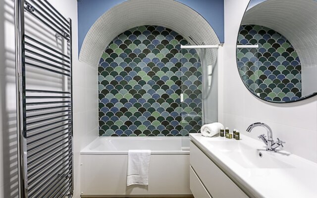 Stylish Highgate Haven Apartment