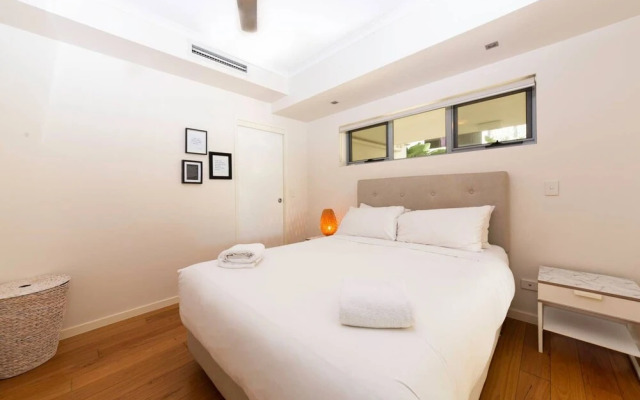 Modern 1 Bedroom Apartment Close To CBD