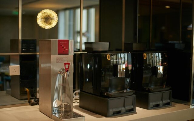 Holiday Inn Express Leshan City Square