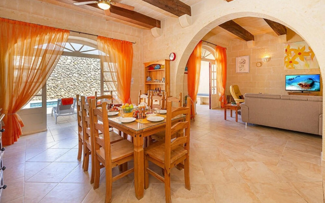 Narcisa Holiday Home