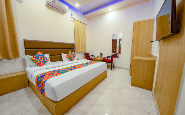 Fabhotel As Residency