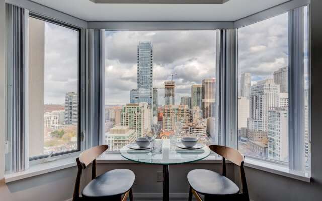 Amazing Suites In Yorkville