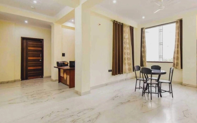 Collection O 62201 Hotel Glory Stay