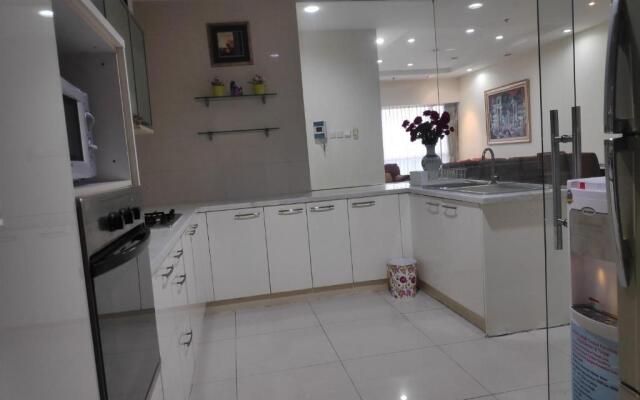 Somerset Berlian Apartment