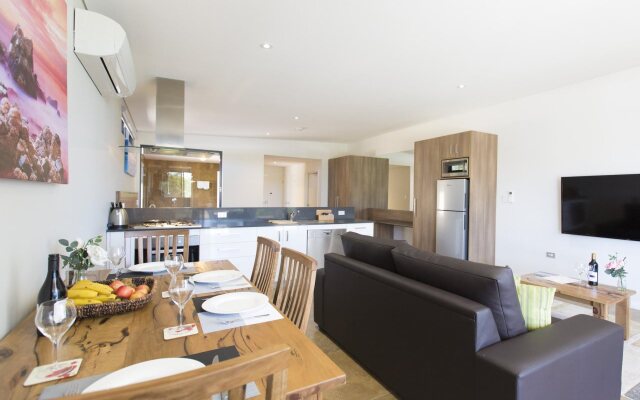 Eight Willows Retreat