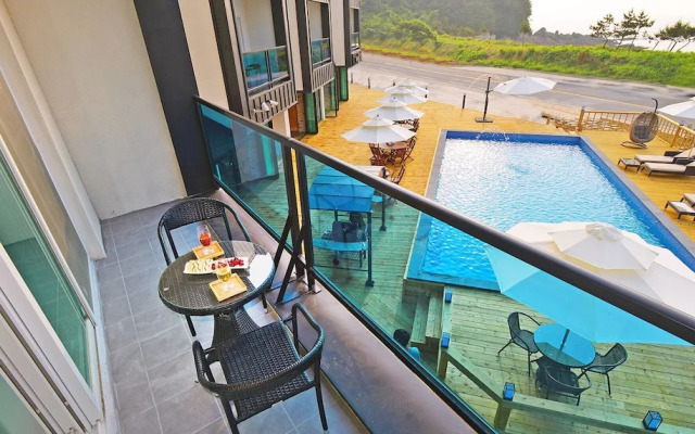 Glories Pension