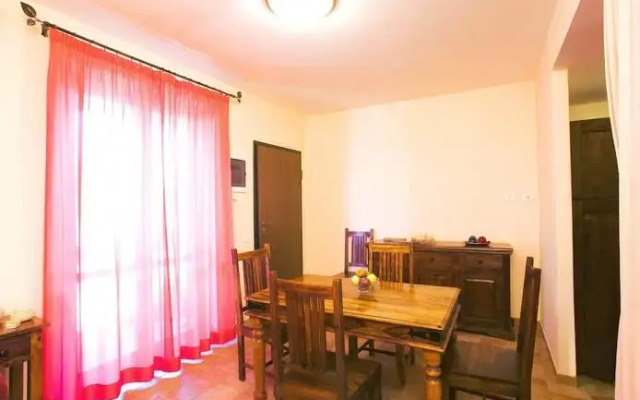 Residence with swimming pool in Sorano