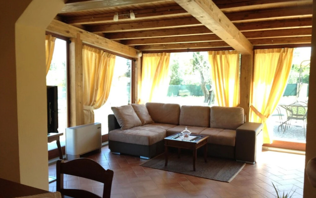 Villa Mira