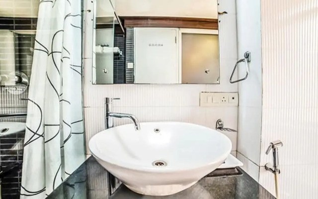 FabHotel Prime Rapid Lakme Executive