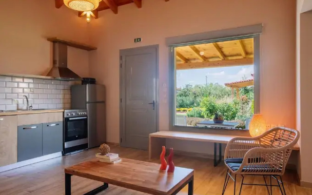 Elite Cottages - Adults Only