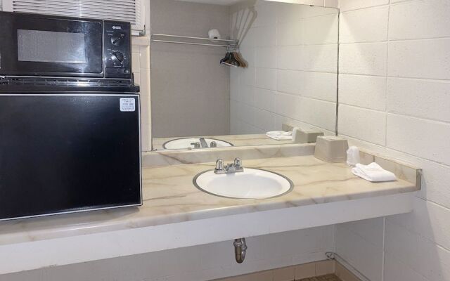 OYO Hotel Mauldin SC South Main Street