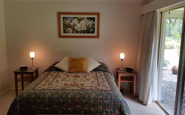 Mescal's at Pampoolah B&B