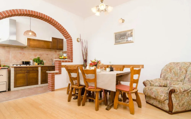 Authentic Villa With Private Pool,hot Tub,covered Terraces,panoramic View, Wi-fi