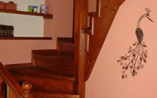 Riza Stone Cottage