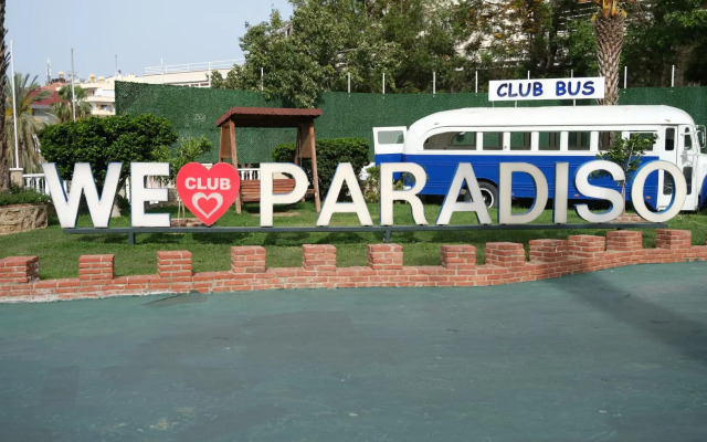 Club Paradiso Hotel