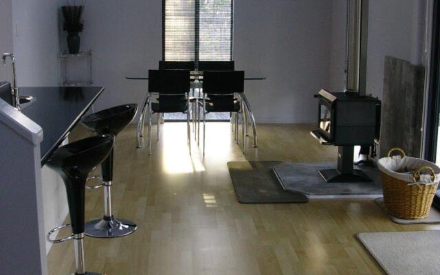 Hidden Grove Retreat