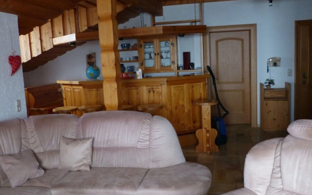 Wohnung in Zenting mit Garten