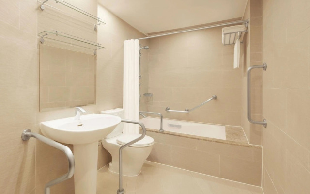 Four Points by Sheraton Shanghai, Pudong
