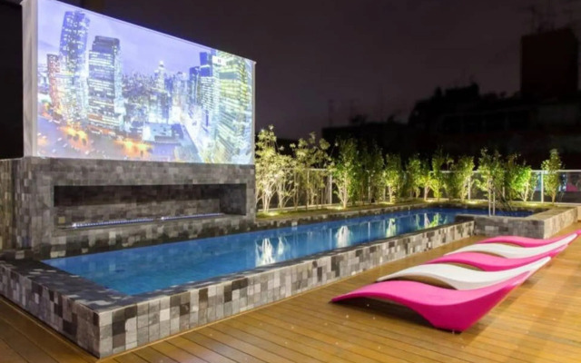 Apartamento 5 Estrelas C/Infinity Pool Cod 214