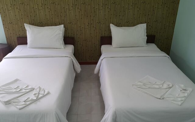 Garden House Resort