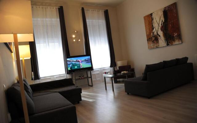 Budapest Easy Flats- Operetta Lux Apartment