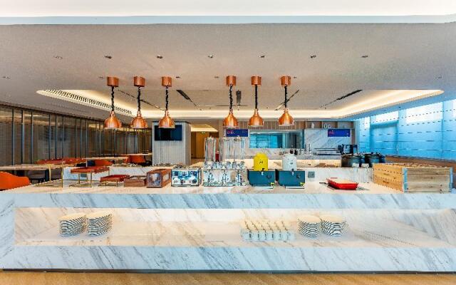 Holiday Inn Express Nanjing Riverside