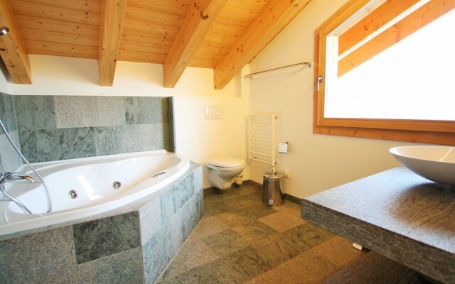 Quaint Chalet in Les Collons with Hot Tub