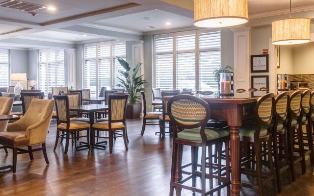 Hampton Inn Charleston - Daniel Island