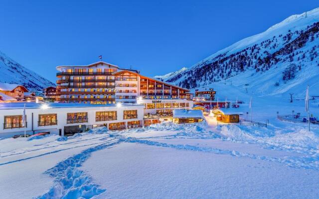 Alpen Wellness Resort Hochfirst