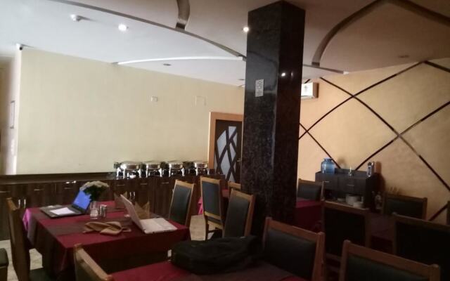 Indira Lodge
