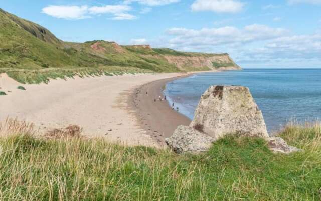Apartments in Skinningrove, Cattersty Sands Beach