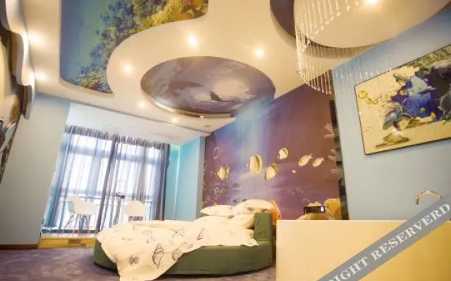 Xianning The Hyatt Regency Theme Hotel