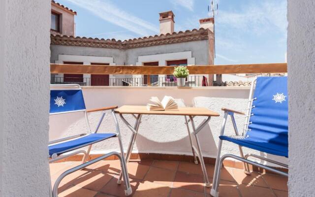 Lets Holidays Apartment Tossa Near Beach 2