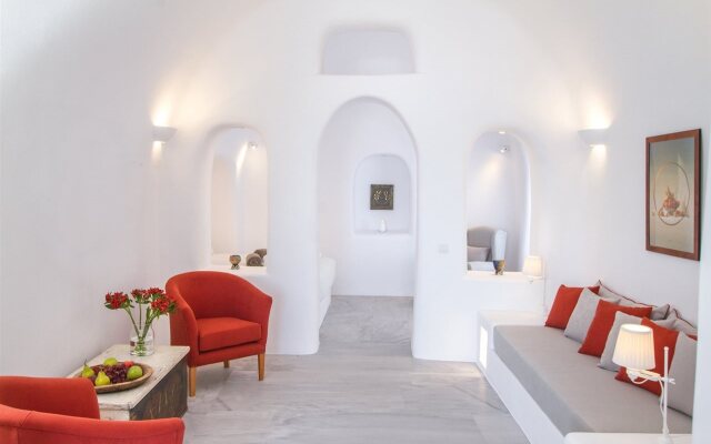 Oia Mare Villas