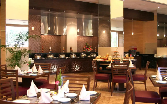 The Retreat Hotel & Convention Centre