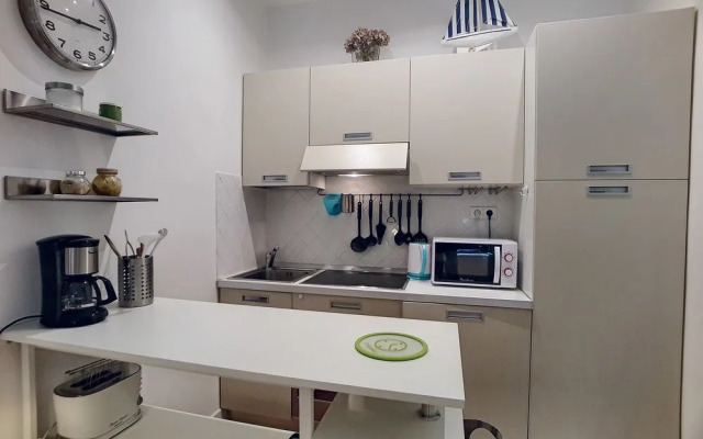 Le Voilier by Nestor&Jeeves