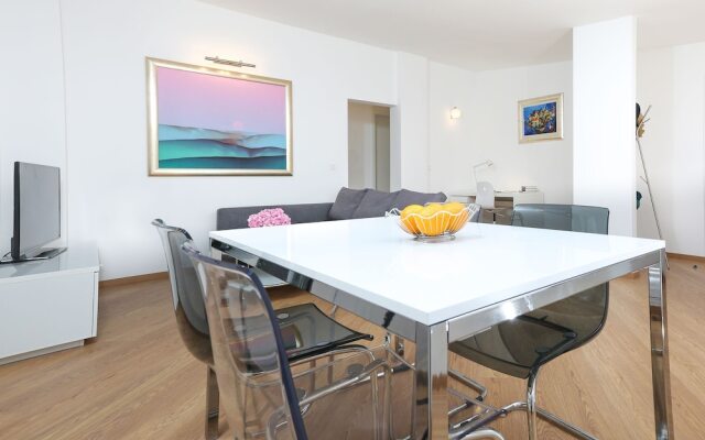 Hedera Estate, Hedera A32