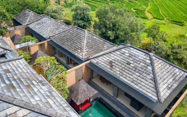 Royal Nyanyi Villa