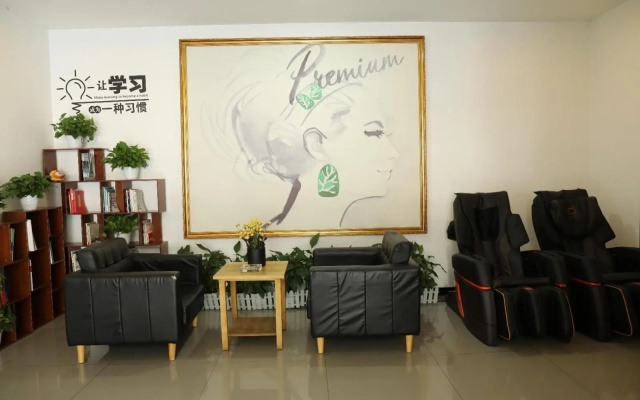 7 Days Youpin Hotel (Chengdu Dufu's Thatched Cottage Branch) – Lobby – Chengdu