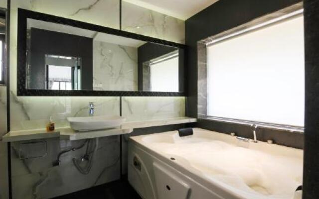 Aquilla Villa Luxurious Bungalows on Rent