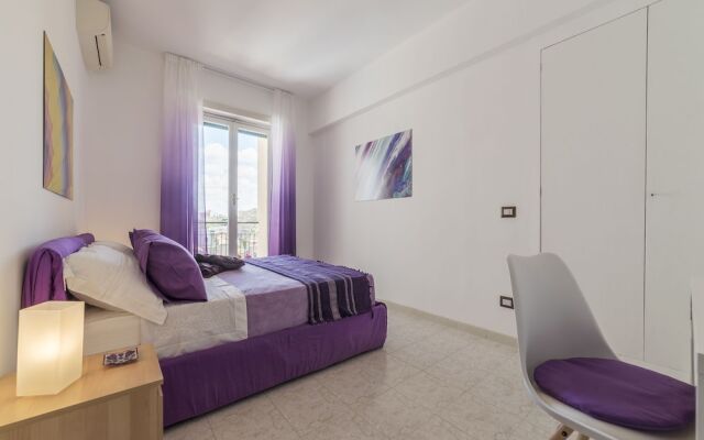 San Giovanni Apartment with Balcony