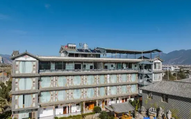 Heqing Gewu Homestay