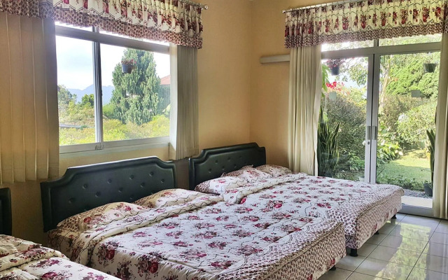 Vila Bunga Merah Gelatik