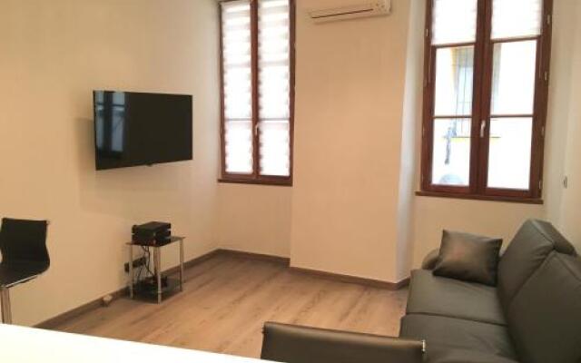 Gallo Apartment