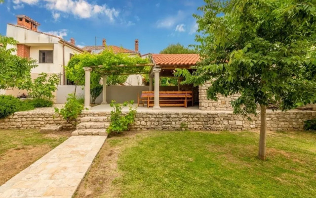 Bosko - 30m From the sea With Parking - SA2